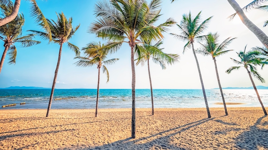 7 Best Beaches Near Bangkok